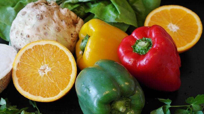 Los alimentos presentes ayudan a la salud de vida y calidad.