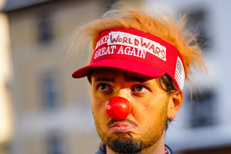 El foro abre este lunes en medio de una crisis mundial