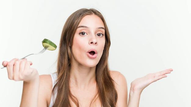 El camino a seguir son los alimentos bajos en calorías y altos en proteínas, para eiminar la grasa abdominal.