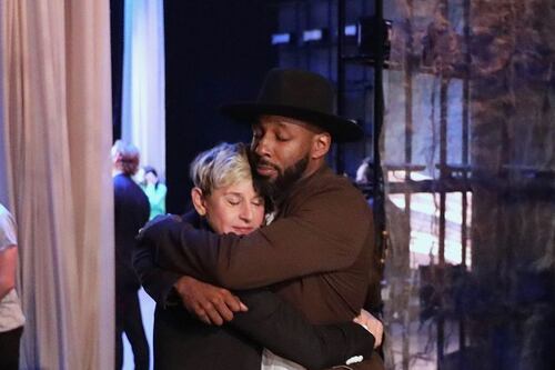 Muere Stephen “tWitch” Boss, ex DJ de Ellen DeGeneres