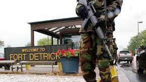 Base militar de EU se volvió centro de las teorías de conspiración del coronavirus