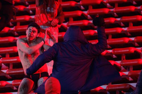 Copa Sudamericana match cancelled due to serious incidents in Buenos Aires between Argentine and Chilean fans