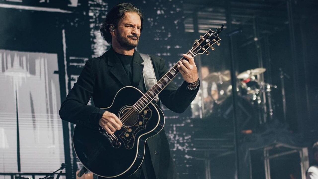 Canrtautor Ricardo Arjona repudia varios tópicos.