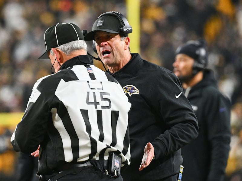 Baltimore y Miami se sumaron a los equipos de la NFL que despidieron a sus entrenadores al final de la temporada