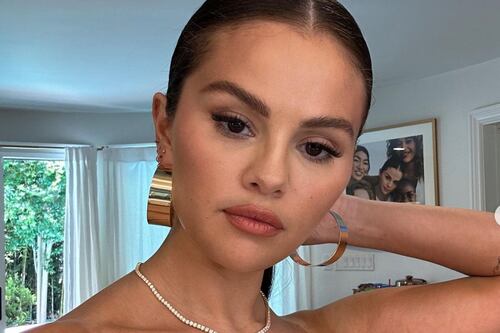 Así reaccionó Selena Gomez al escuchar el nombre de Chris Brown entre los nominados en los MTV VMA 2023