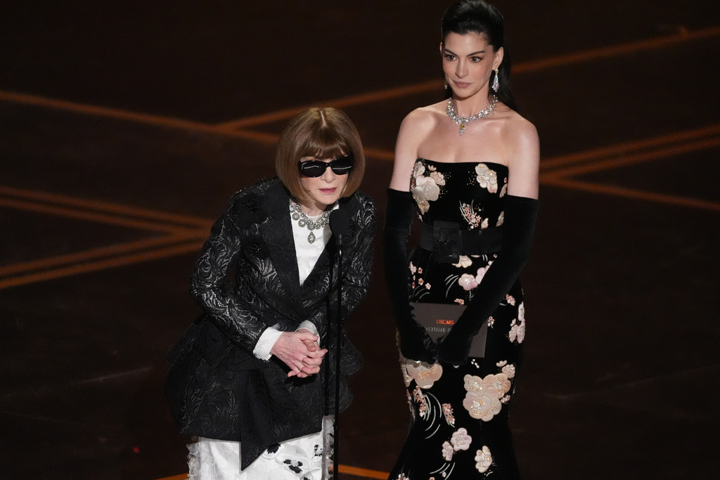 Anna Wintour y Anne Hathaway.