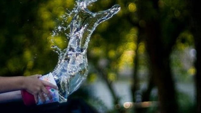 Lanzar agua por la ventana es uno de los rituales de renovación.