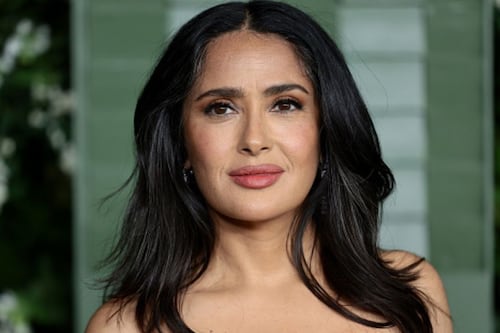 Salma Hayek dazzling bikini dance at 58 years old