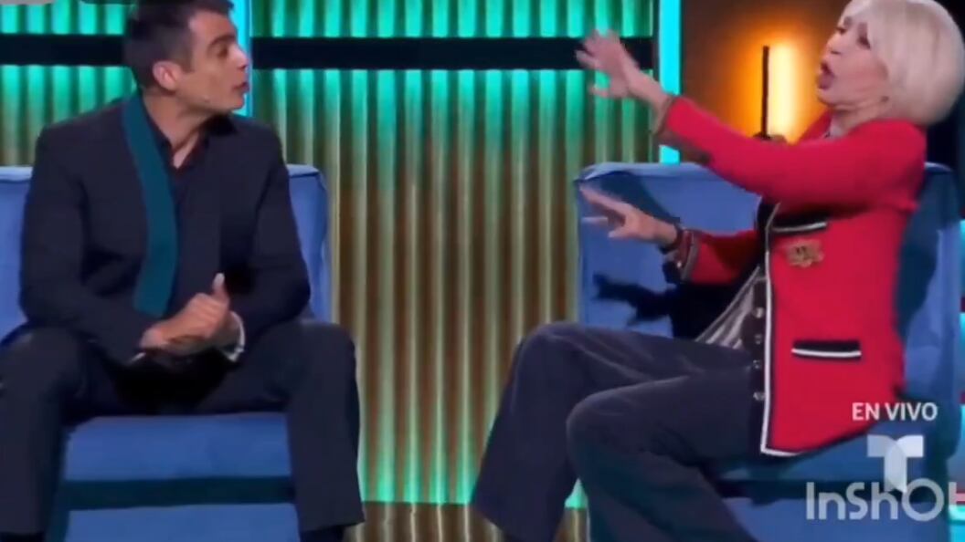 Carlos Chávez y Laura Bozzo.