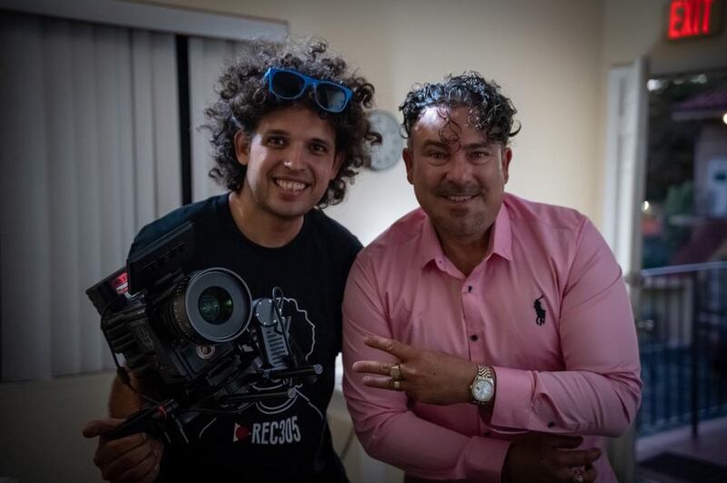 El venezolano, referencia para otros latinos, en compañía del colombiano Felipe Peláez.