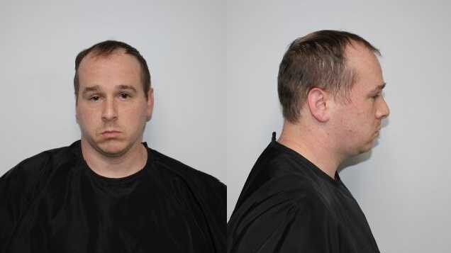 Sospechaba que su esposa lo estaba engañando