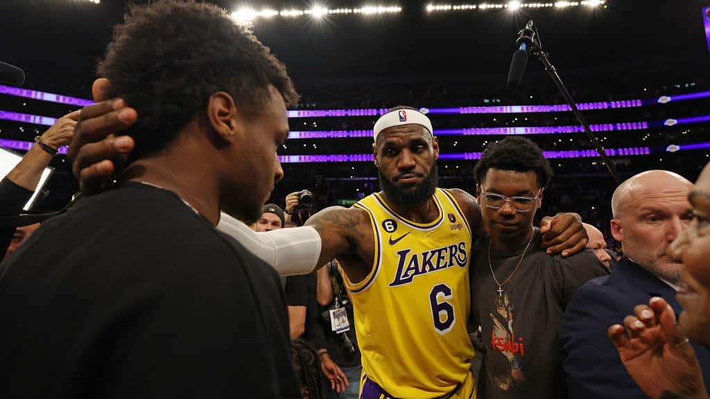 Bryce James y LeBron James