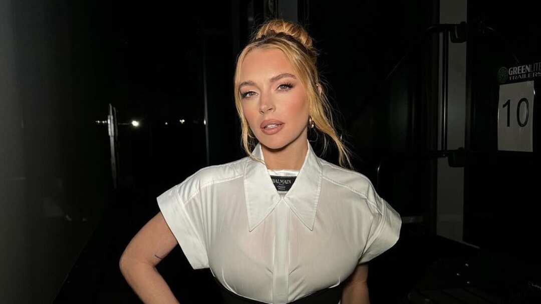 A cor de cabelo de Lindsay Lohan é perfeita para copiar em qualquer época do ano