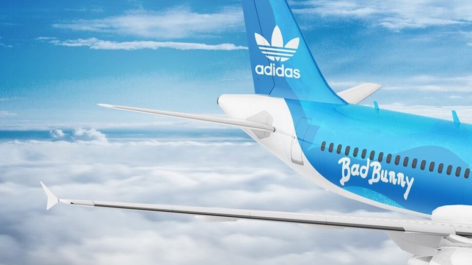 Bad Bunny vive el mejor momento de su vida con Un Verano Sin Ti, Bullet Train y ahora Adidas.
