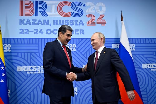 Putin conversó con Maduro y le expresó su apoyo mientras escalan las tensiones con el gobierno de Trump