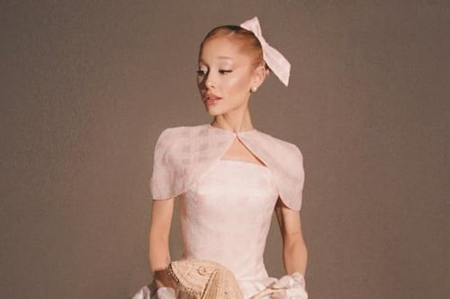 ¿Cómo se veía Ariana Grande antes de los retoques estéticos?