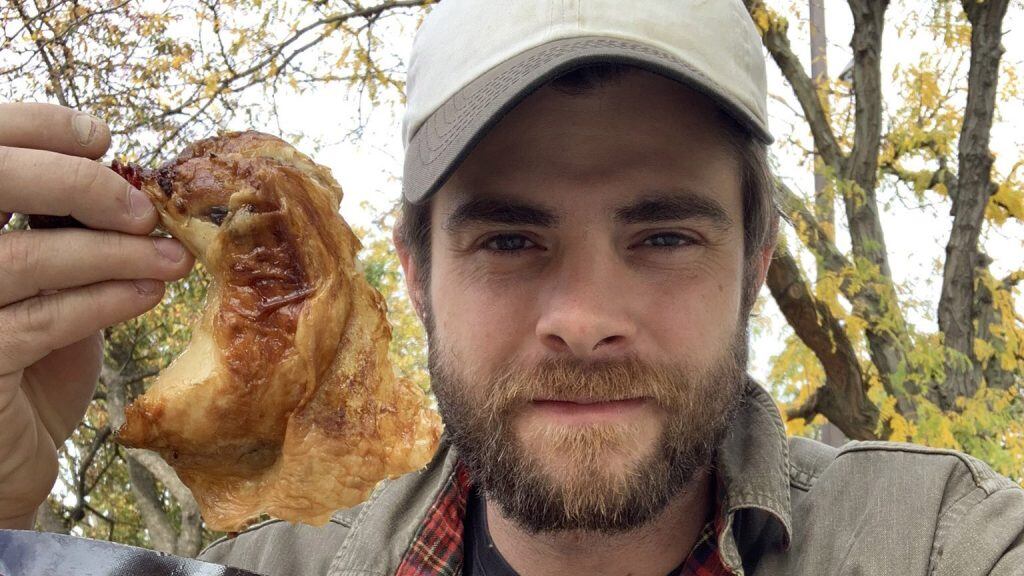 El hombre se tomó varias fotos para dejar constancia de su hazaña