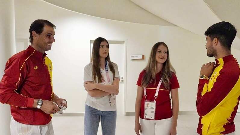 Leonor y Sofía se reunieron con Nadal y Alcaraz.