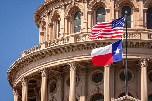 Congreso de Texas da el primer paso para concretar el plan de Trump de cambiar el mapa electoral y ganar 5 escaños