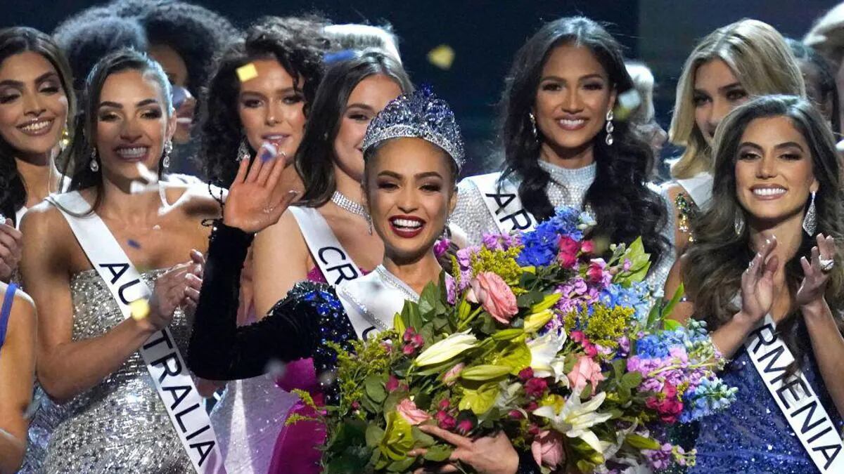 La nueva Miss Universe 2022, R’Bonney Gabriel, de Texas, Estados Unidos.