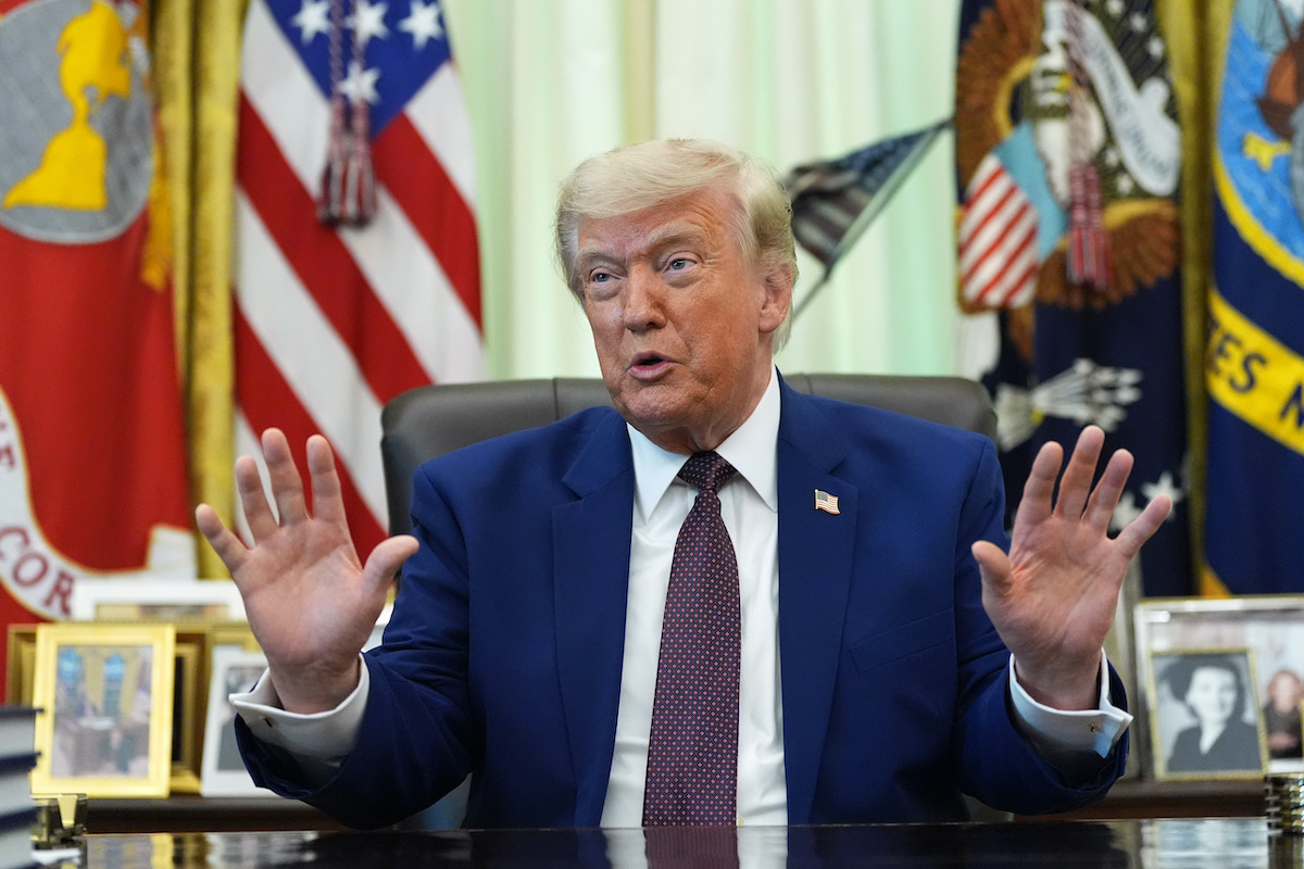 Trump asegura estar en la “fase final” y pone fecha para el acuerdo de paz con Irán