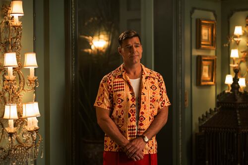 ¿De qué trata 'Palm Royale'? La serie de Ricky Martin que obtuvo múltiples nominaciones al Emmy