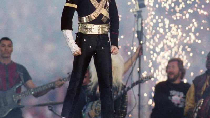 Michael Jackson fue el primer acto oficial del medio tiempo.