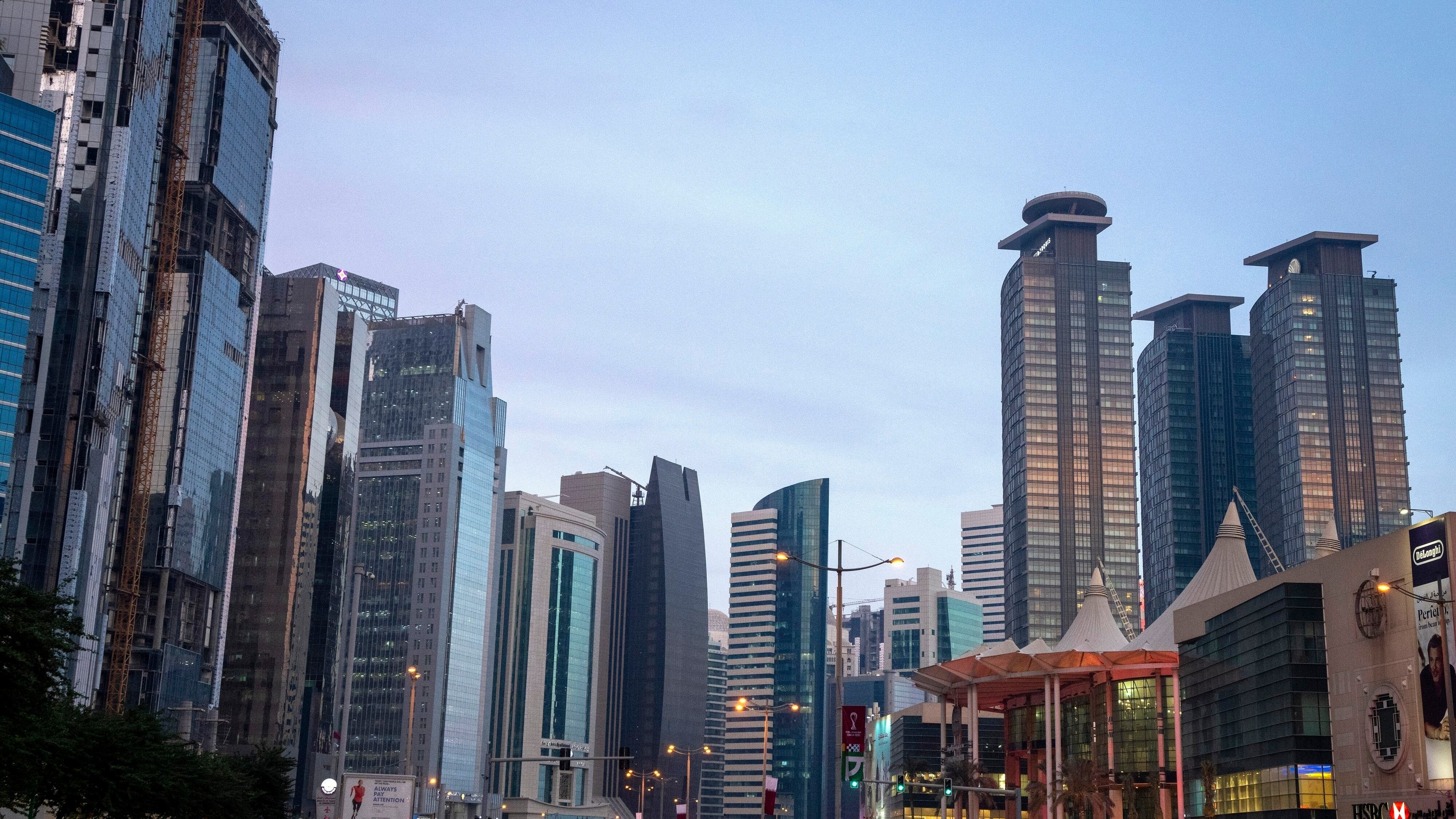 Los precios de los alojamientos se han ido por las nubes con motivo de la Copa Mundial de fútbol y están dejando a muchos residentes permanentes sin vivienda.