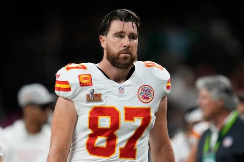 Travis Kelce se refugió en Taylor Swift y su familia tras la dura derrota en el Super Bowl