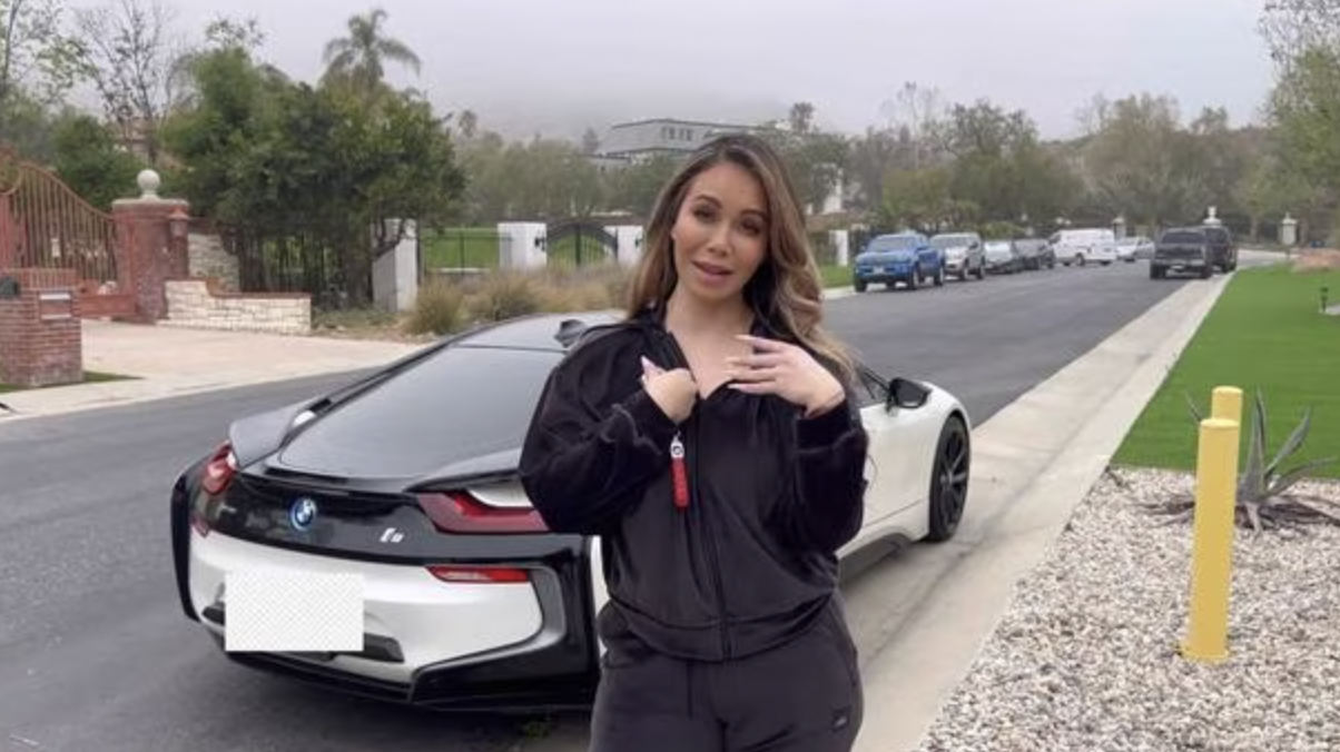 Chiquis Rivera se despedirá de su auto.
