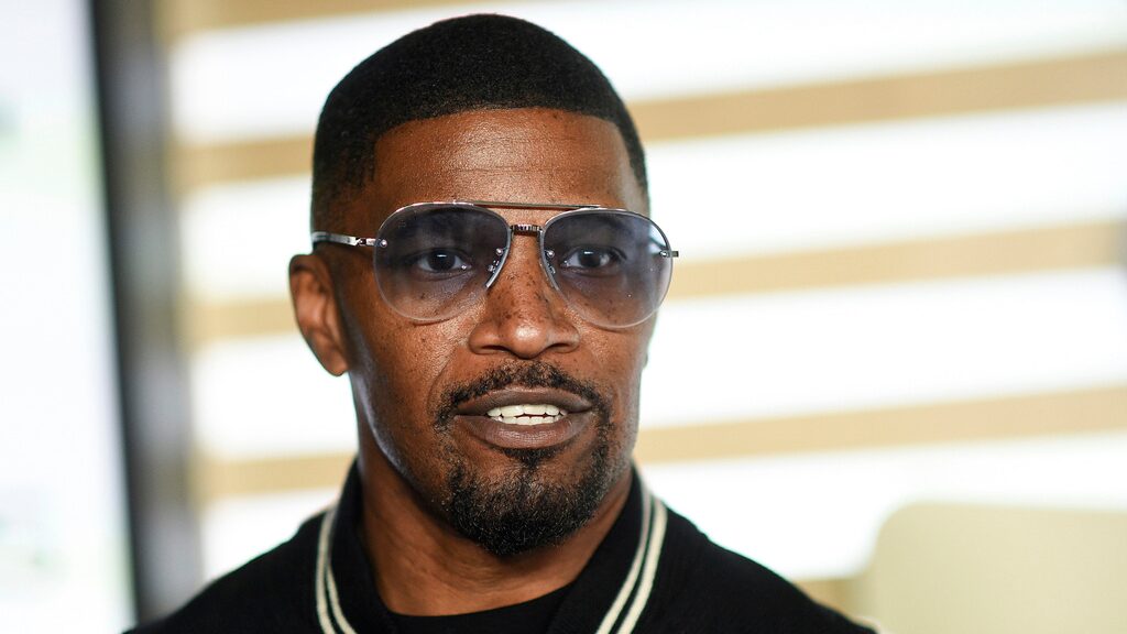 ARCHIVO - Jamie Foxx asiste al segundo día del Homecoming Weekend el sábado 12 de febrero de 2022, en el Pacific Design Center de West Hollywood, California. (Foto by Richard Shotwell/Invision/AP, Archivo)