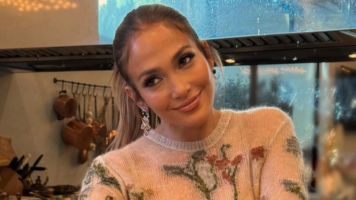Jennifer Lopez deslumbró recientemente a sus seguidores con una publicación en Instagram