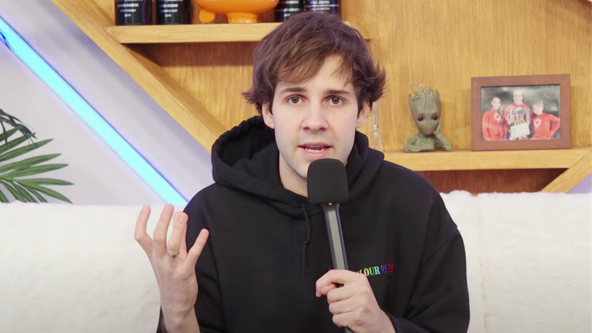 Más de 10 marcas dejan al youtuber David Dobrik por escándalo sexual