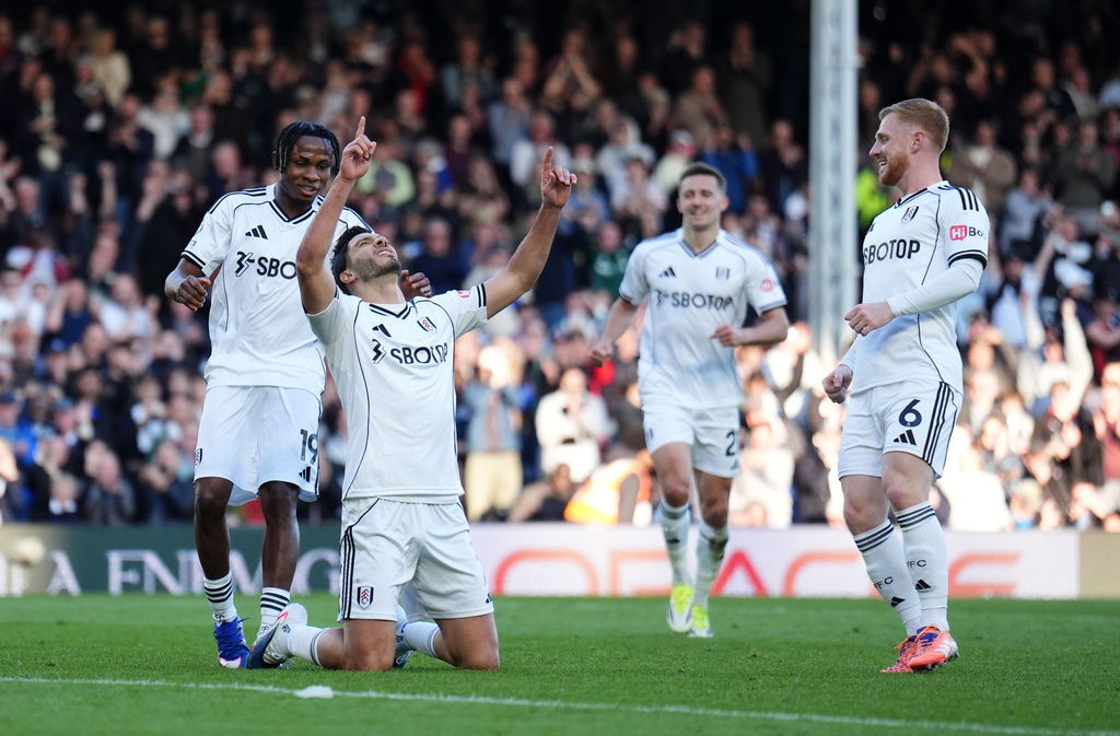 Raul Jimenez dedica gol a su padre