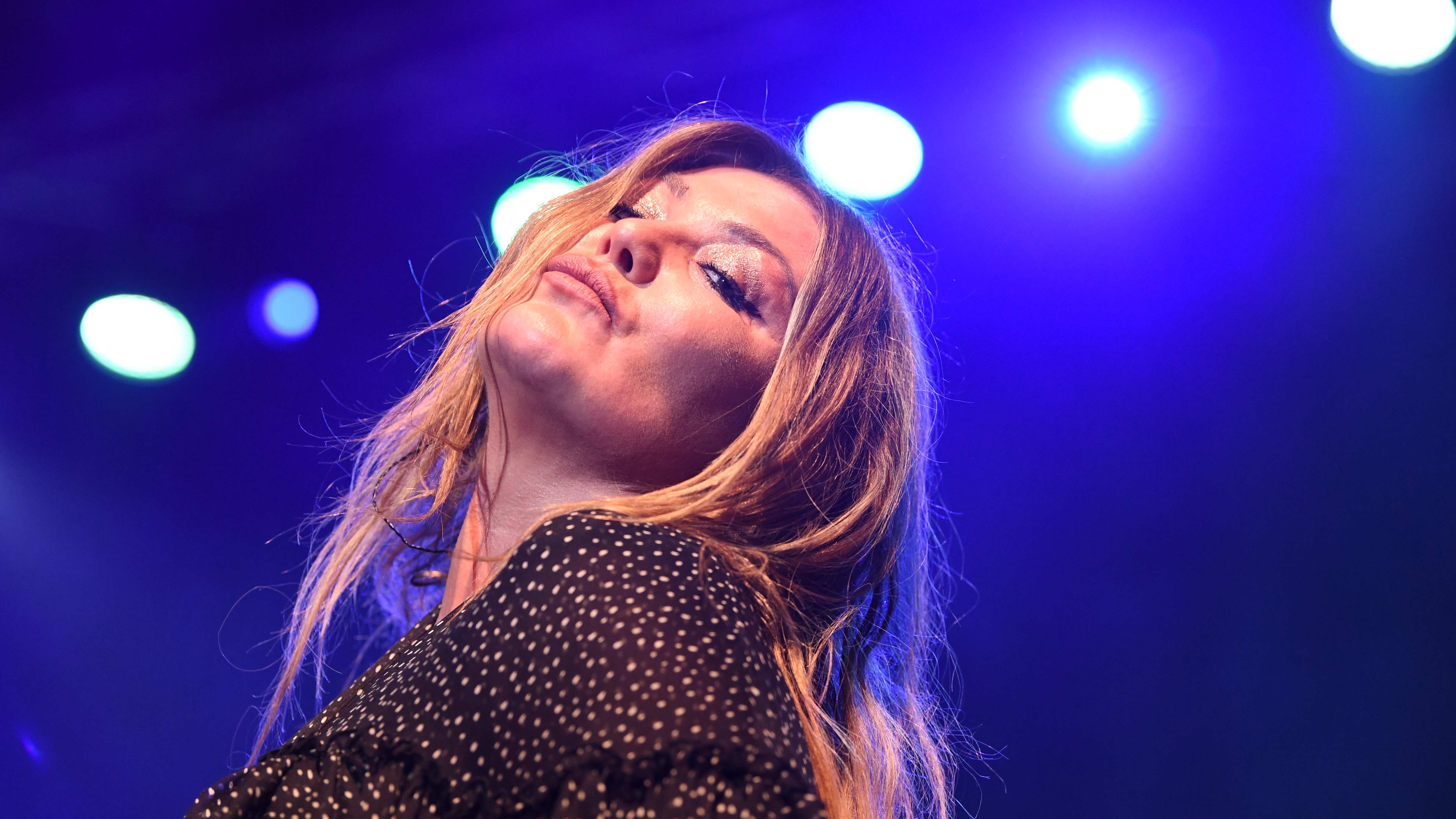 Revelan que Amaia Montero tuvo que ser ingresada a la UCI tras complicación de operación