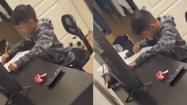 La madre capturó al niño pidiendo a Alexa que hiciera su tarea..