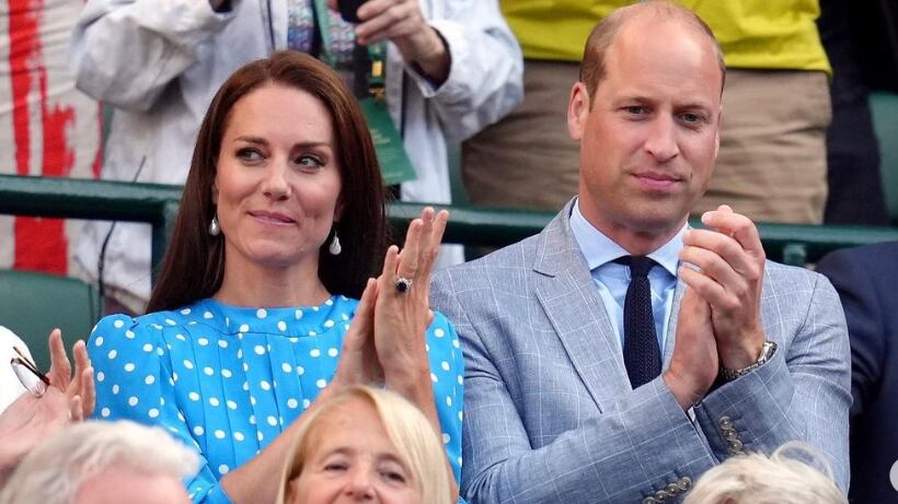 Sabemos porém que Meghan e Harry ficarão hospedados em sua antiga residência, Frogmore Cottage, que fica a apenas cinco minutos a pé da nova casa de Kate Middleton e do príncipe William.