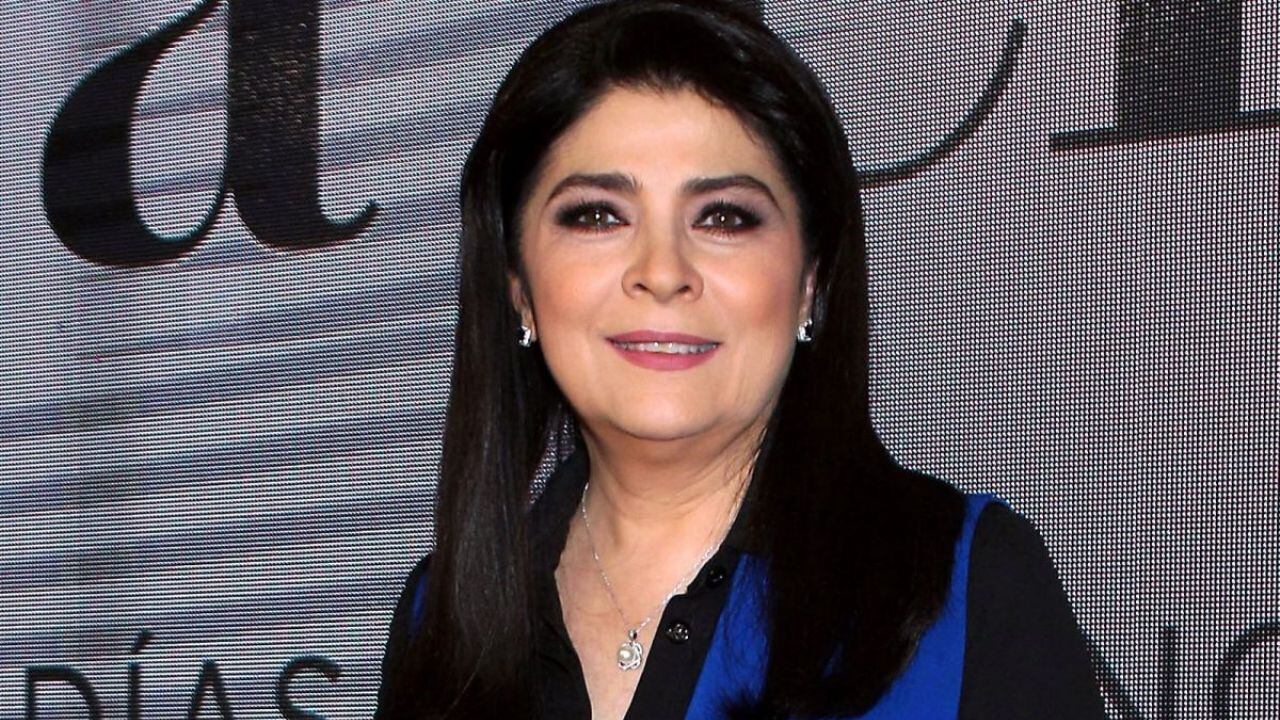 Victoria Ruffo adora a sus tres hijos