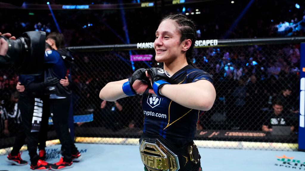 La mexicana es nueva campeona de UFC.