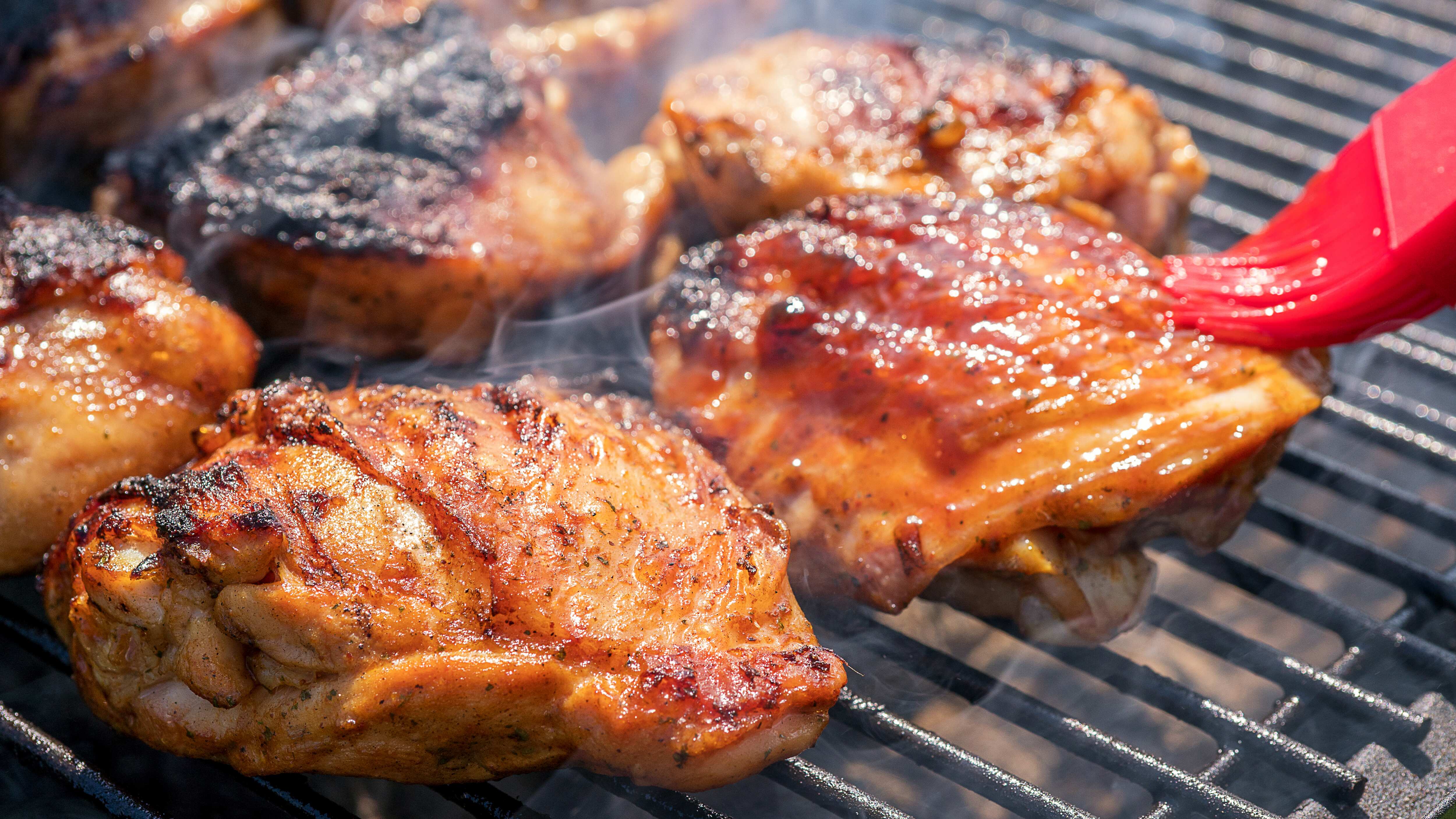 Aún no se determina si el consumo de pollo provocó la muerte de los niños.