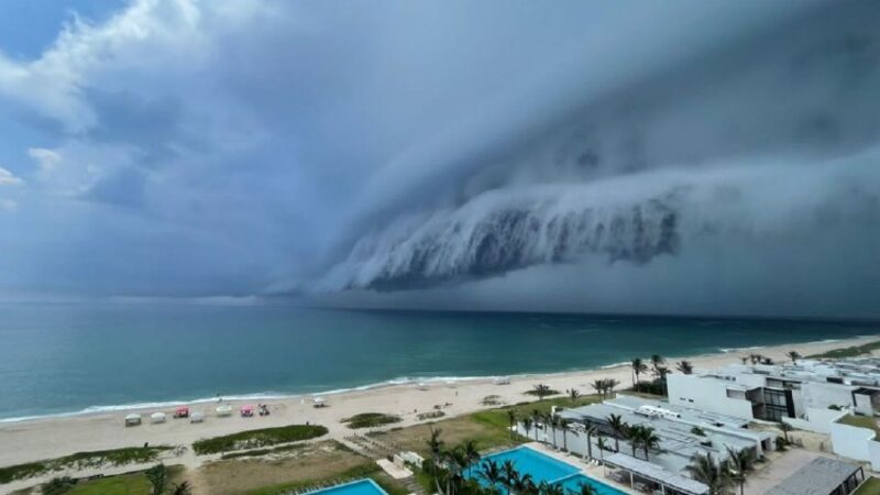 Este espectáculo sorprendió a propios y turistas