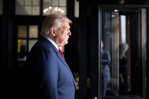 Trump fires head of Labor Statistics for delivering bad employment figures in the United States