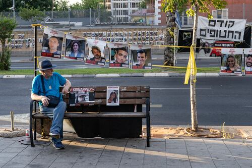Rehenes israelíes serían liberados el próximo lunes o martes