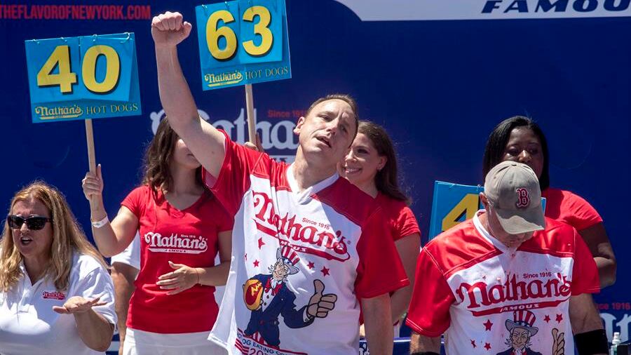 Joey quiere retar a Tom Brady.