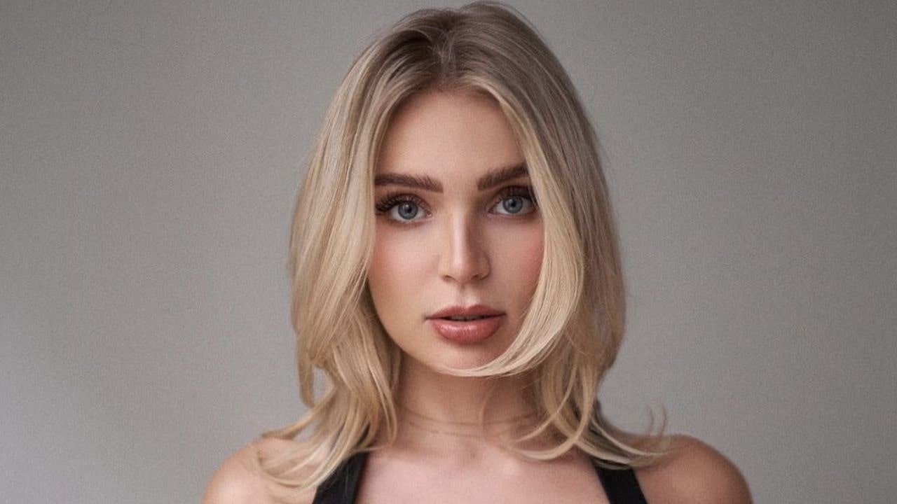 Alexandra la pasaba muy mal en su trabajo, y ahora triunfa en OnlyFans.