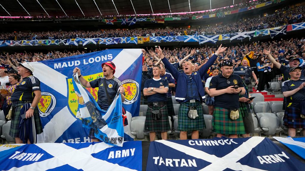 Hinchas de Escocia