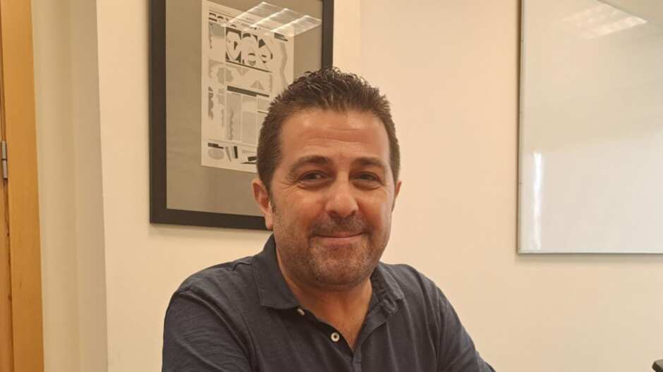 Profesor Vicent Giner, creador del nuevo diccionario.