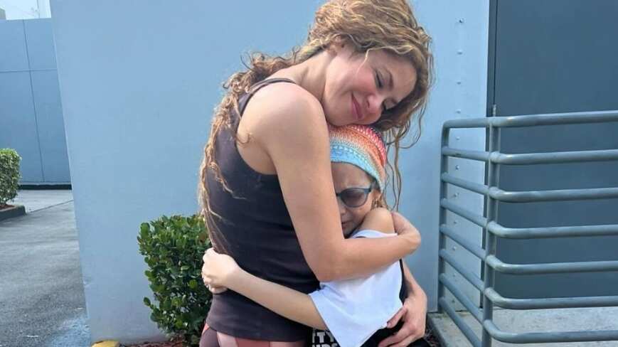 Shakira tuvo hermoso gesto con una niña que batalla contra el cáncer