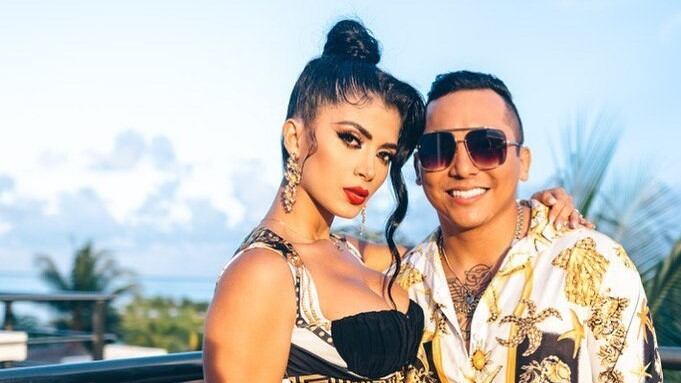 Kimberly Flores y Edwin Luna se muestran felices en redes sociales.