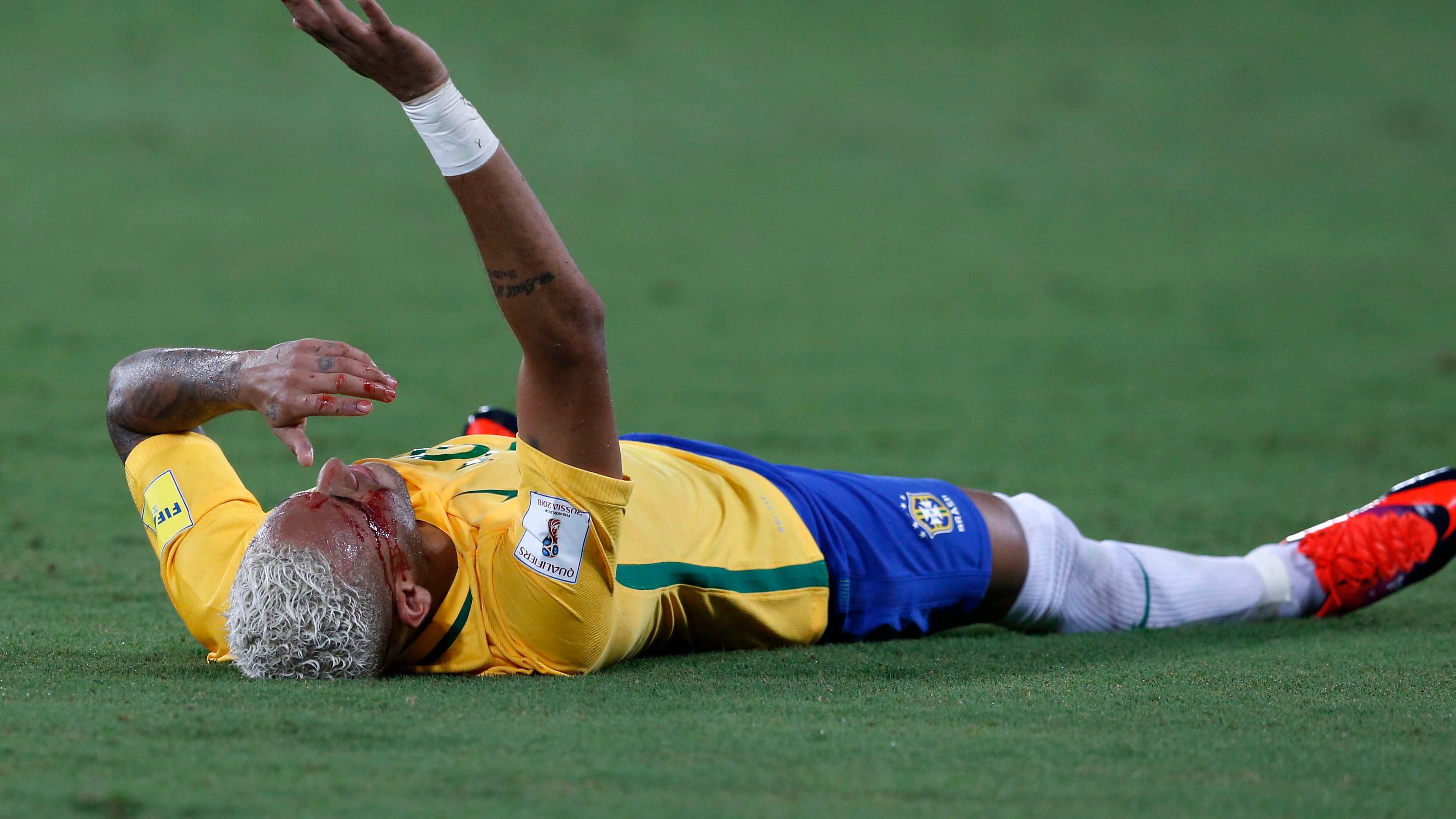 Neymar sangre